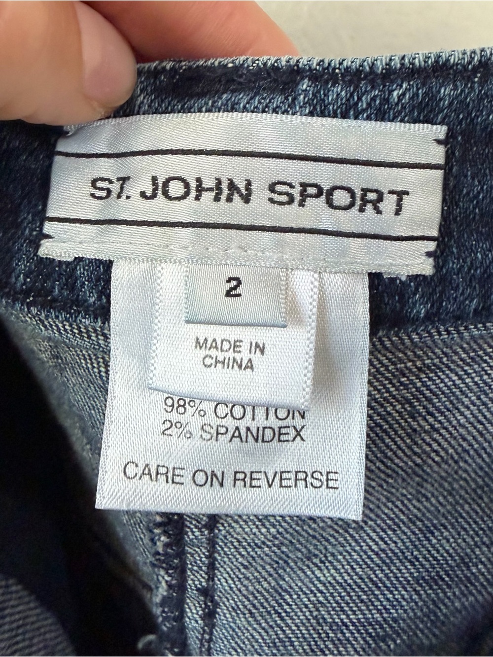 Vintage St. John Sport High Rise Straight Leg Blue Denim Jeans Size2 Gold Button - Picture 11 of 13